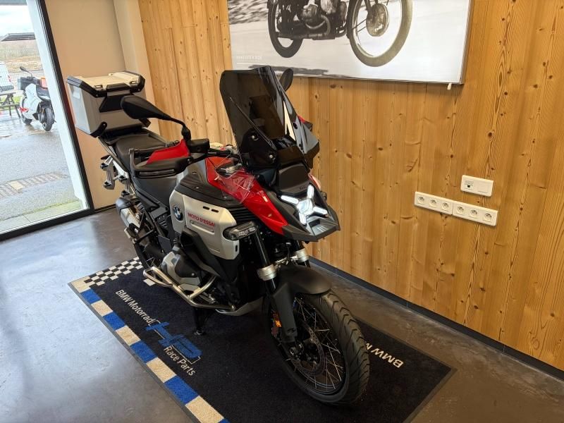 BMW R rouge neuf