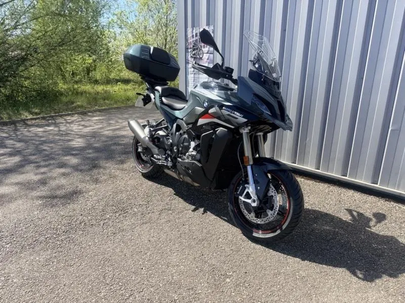 BMW S style sport (sage green metallic) neuf