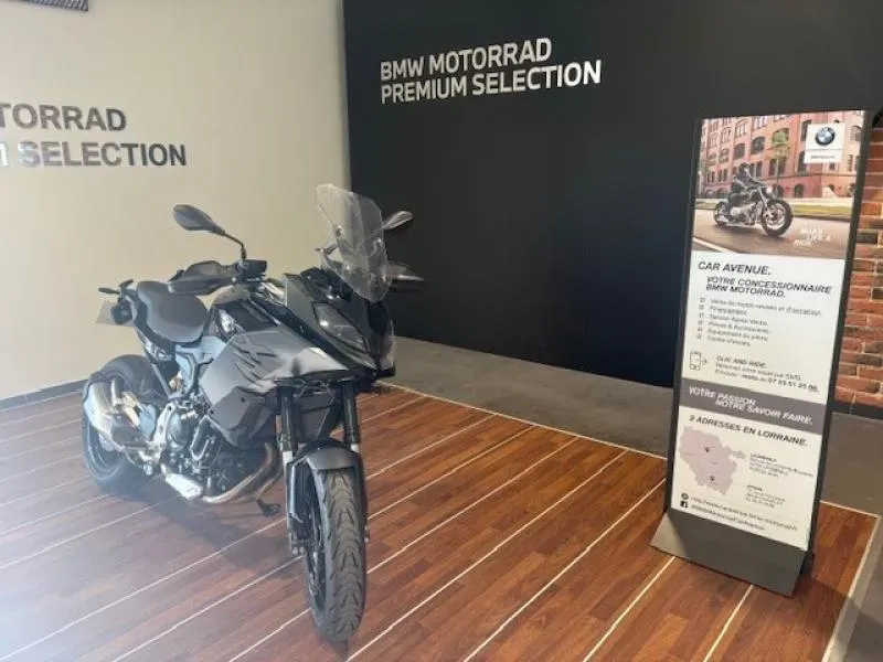 BMW F Style Triple Black (Black Storm 2) d'occasion