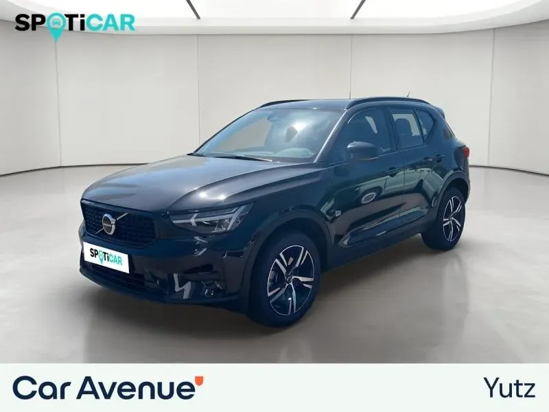 Volvo XC40 Noir Onyx métallisé d'occasion