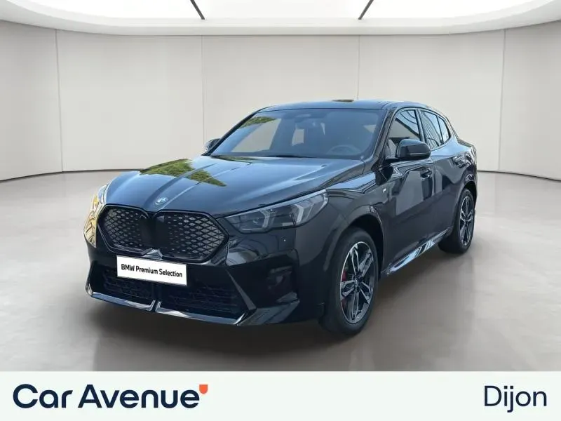BMW X2 saphirschwarz métallisé neuf