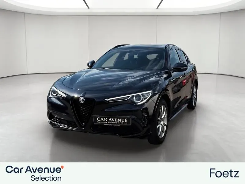 Alfa Romeo Stelvio noir vulcano métallisée d'occasion