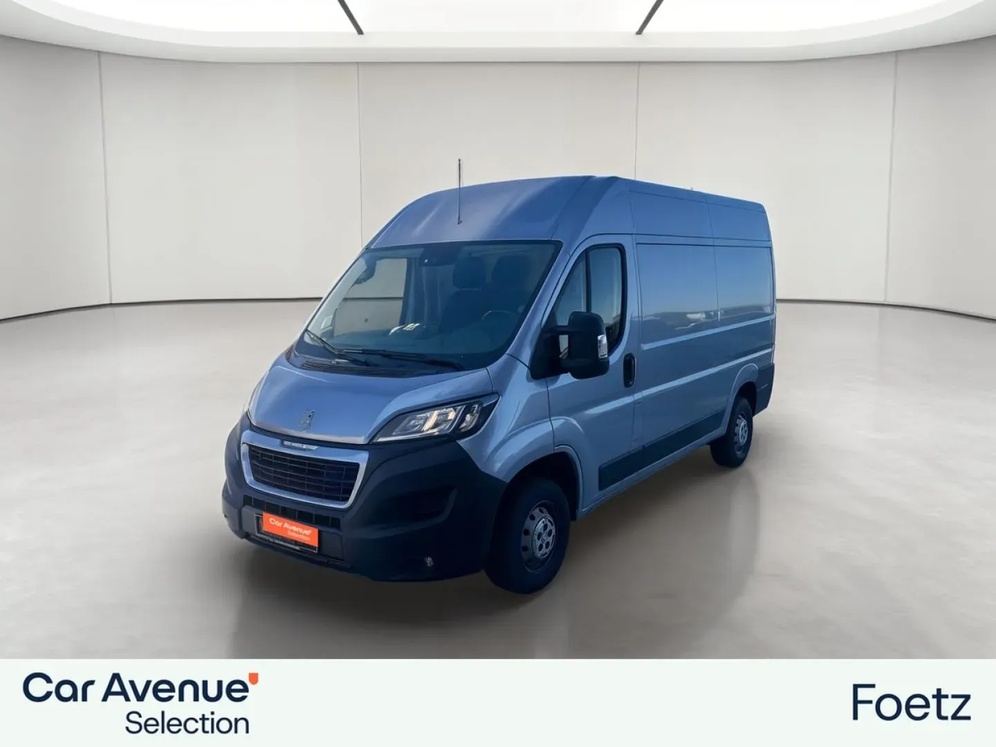 Peugeot Boxer gris aluminium d'occasion