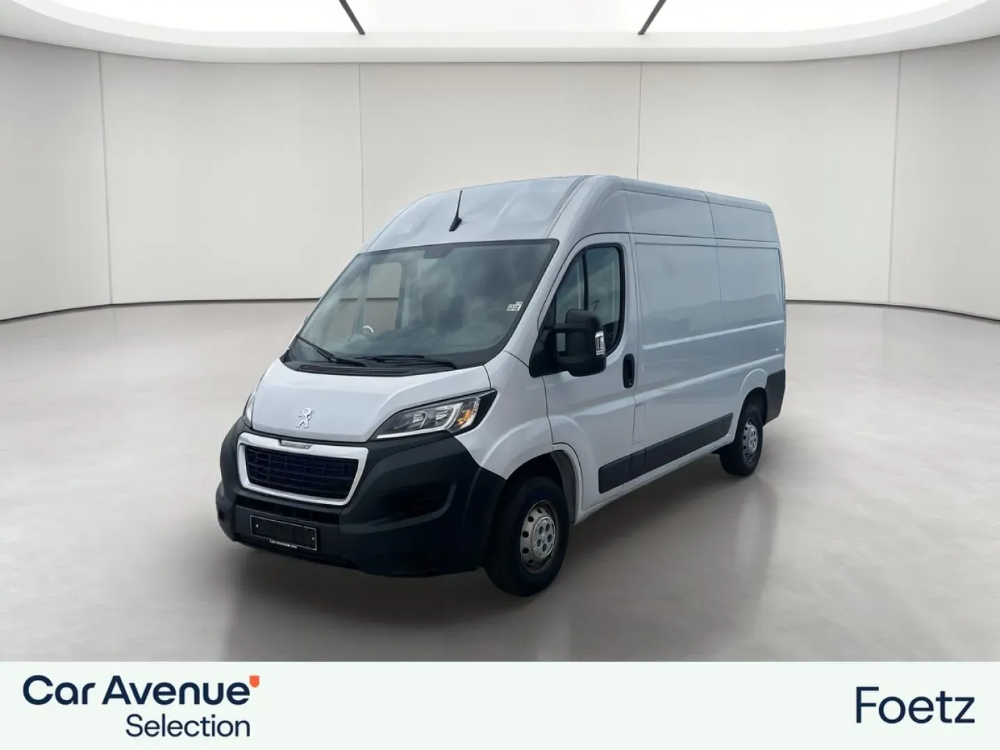 Peugeot Boxer blanc icy d'occasion