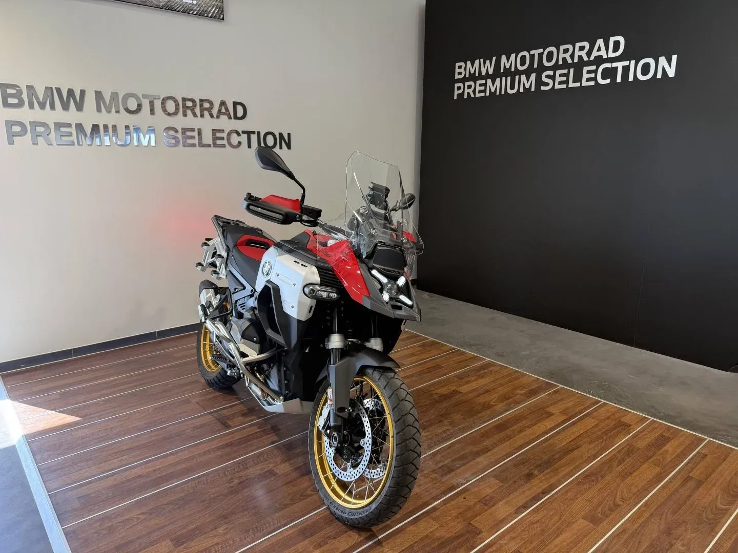 BMW R rouge d'occasion