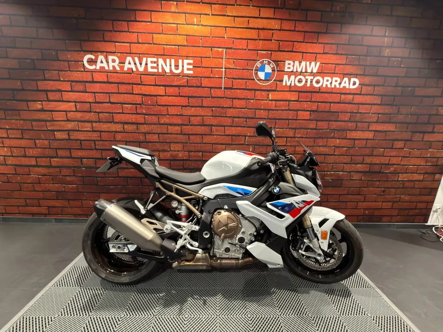 BMW S light white / m motorsport d'occasion