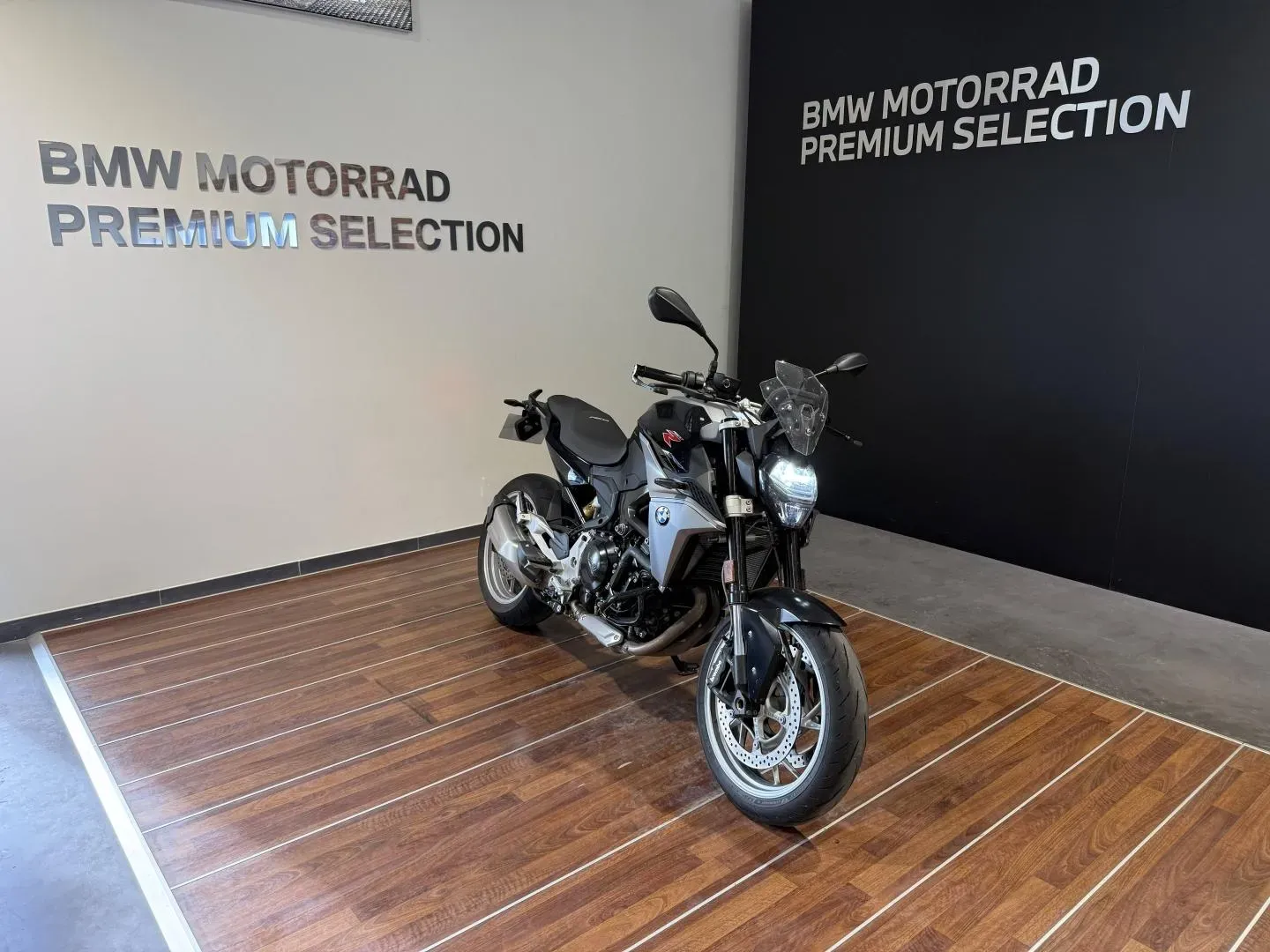BMW F noir d'occasion