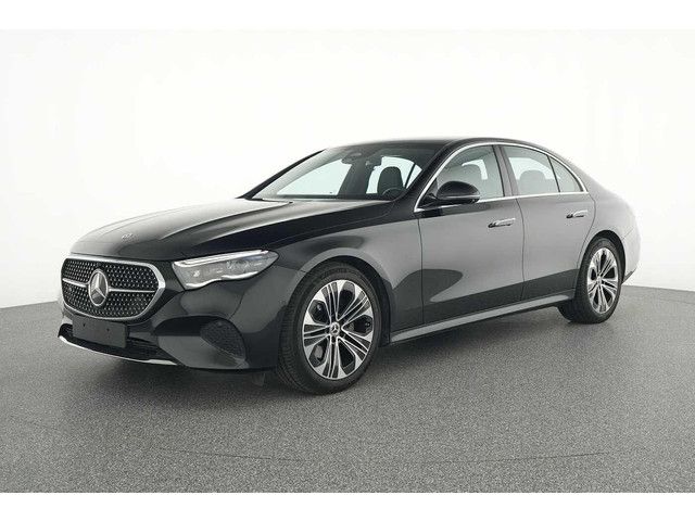 Mercedes Benz E black d'occasion