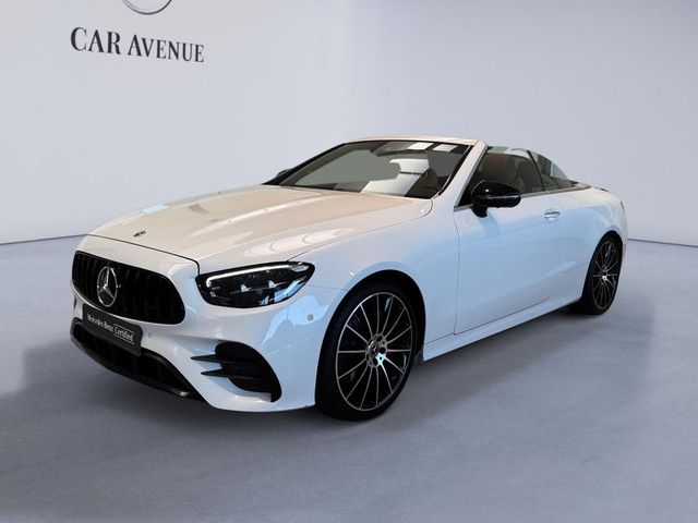 Mercedes Benz E white d'occasion
