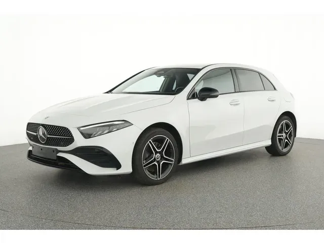 Mercedes Benz A 250 e white d'occasion