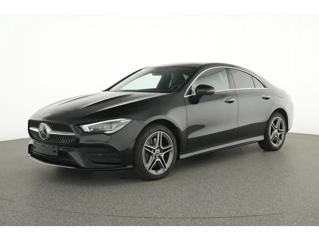 Mercedes Benz CLA black d'occasion