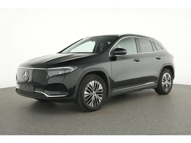 Mercedes Benz EQA black d'occasion
