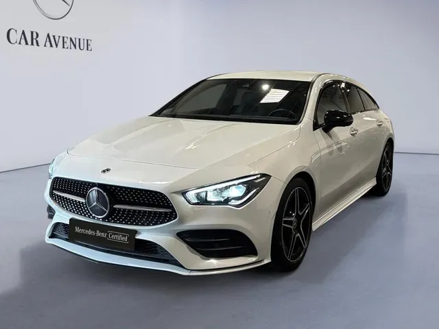 Mercedes Benz CLA white d'occasion
