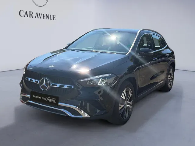 Mercedes Benz GLA black d'occasion