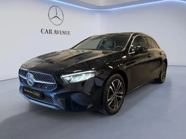 Mercedes Benz Sandero black d'occasion