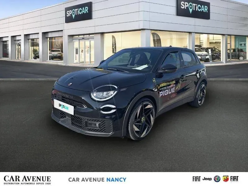 Abarth 600e noir venom neuf