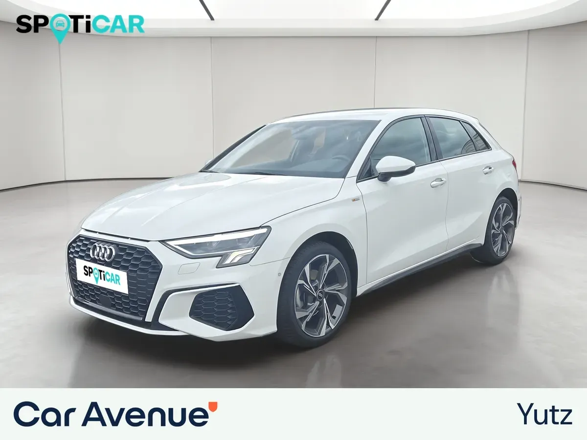 Audi Sandero blanc d'occasion