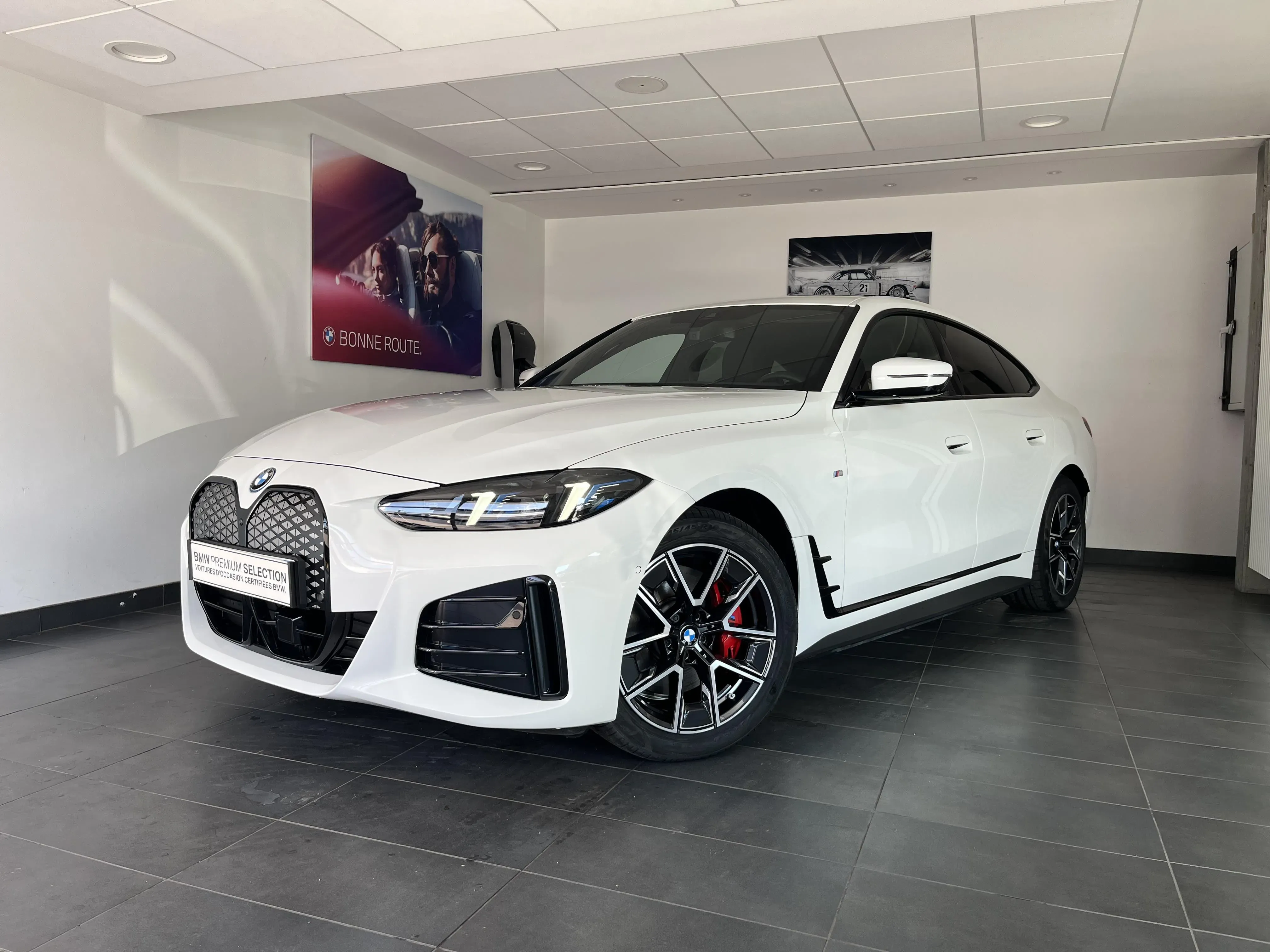 BMW i4 G26 LCI blanc d'occasion
