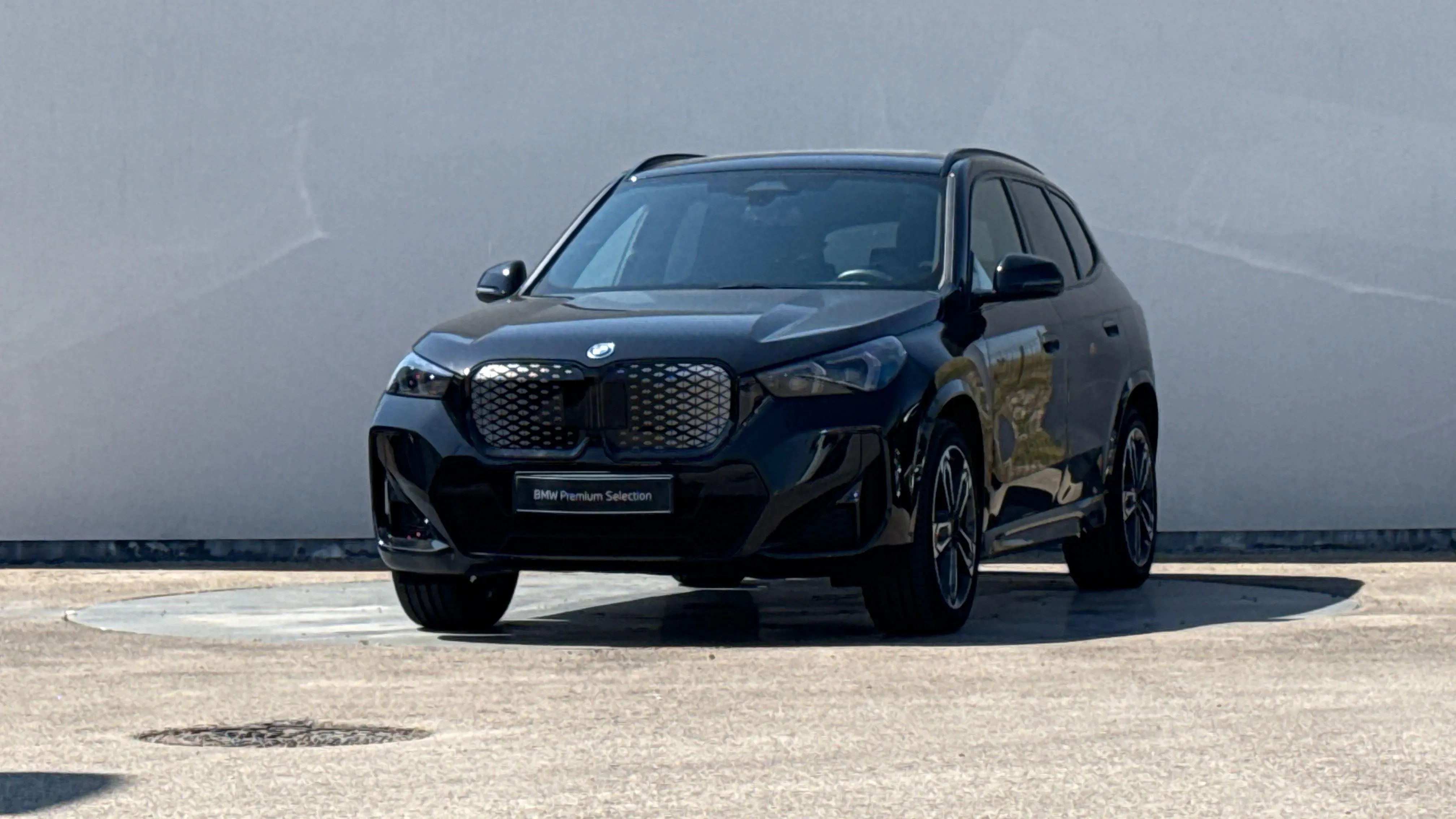 BMW iX1 U11 noir d'occasion