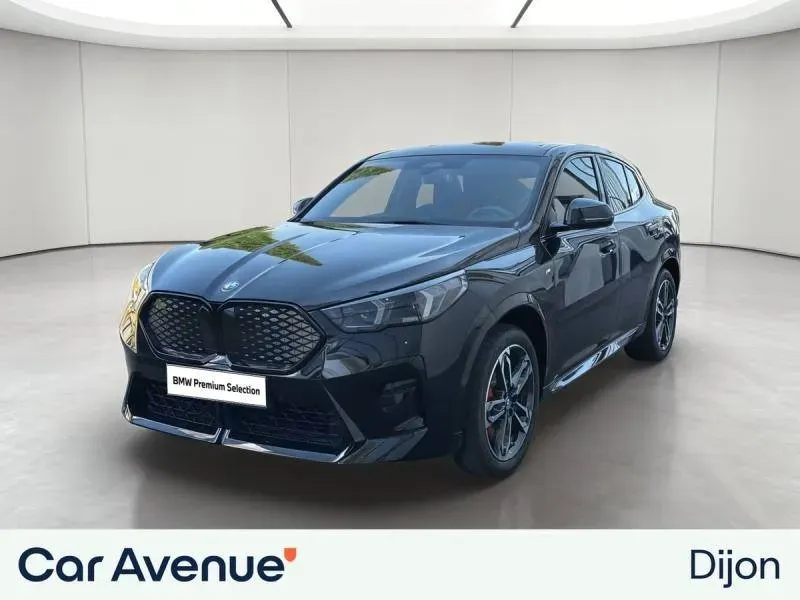 BMW iX2 U10 saphirschwarz metallise neuf