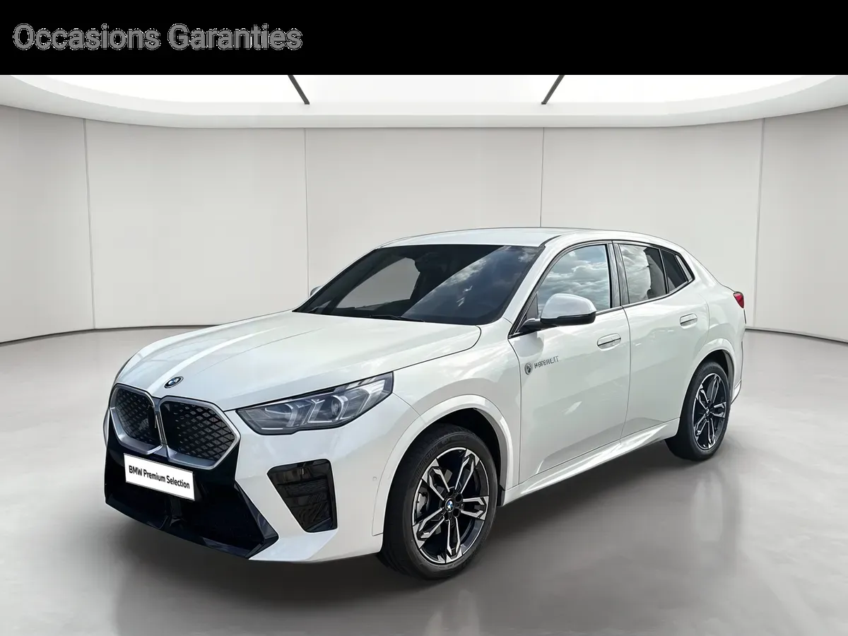BMW iX2 U10 noir neuf