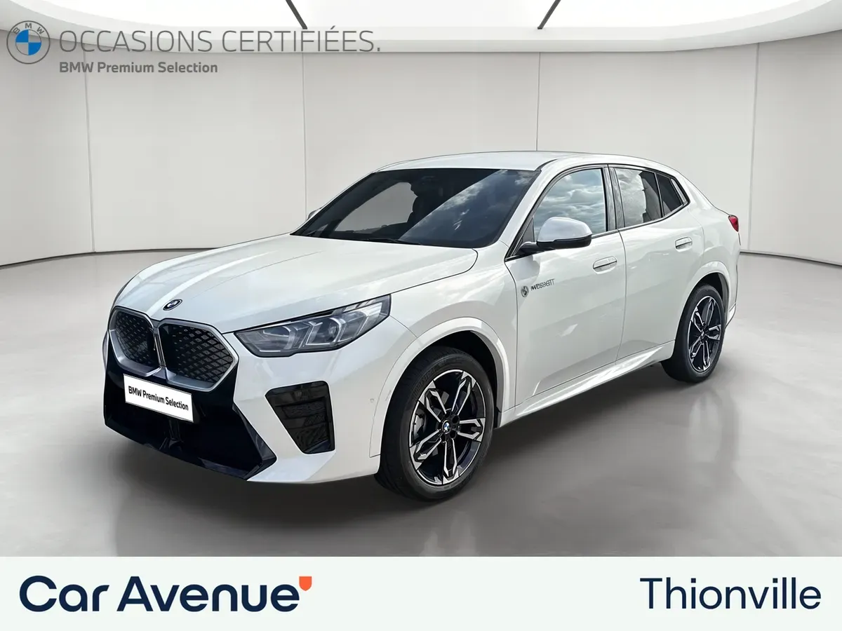 BMW iX2 U10 noir neuf