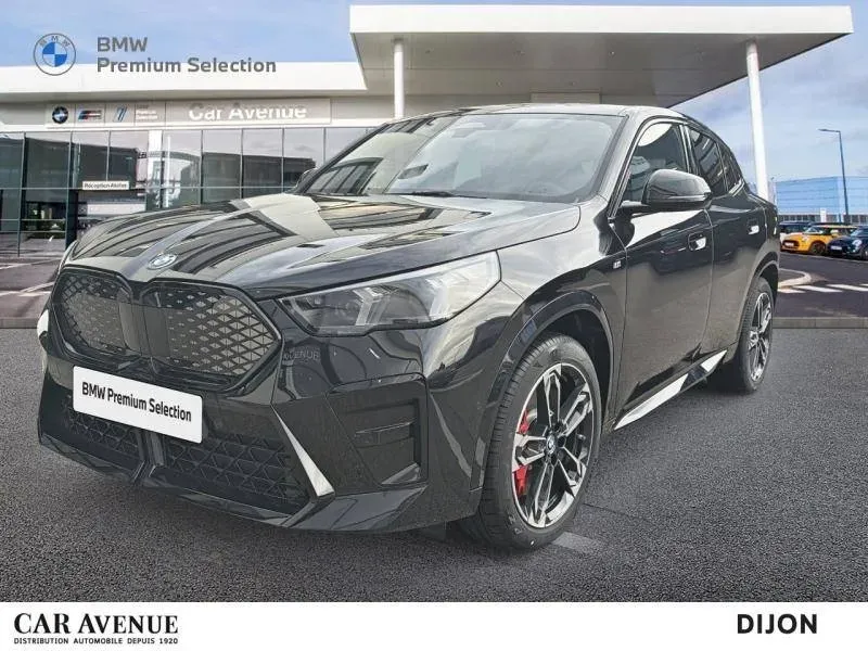 BMW iX2 U10 saphirschwarz metallise neuf