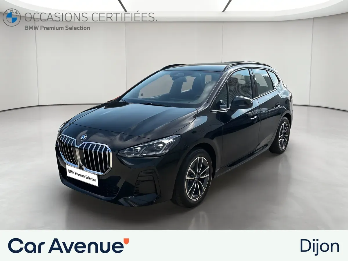BMW Série 2 ActiveTourer saphirschwarz metallise neuf