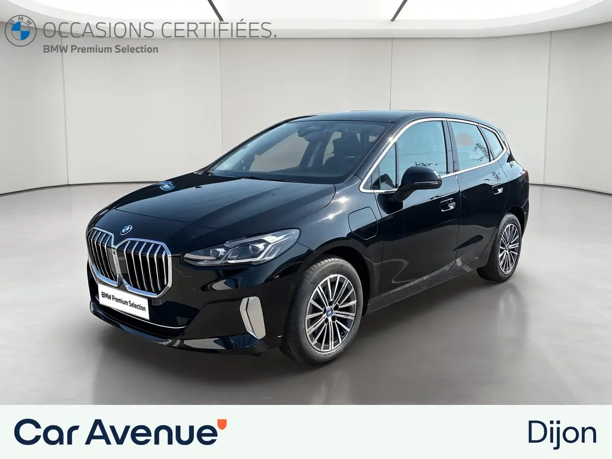 BMW Série 2 ActiveTourer schwarz d'occasion