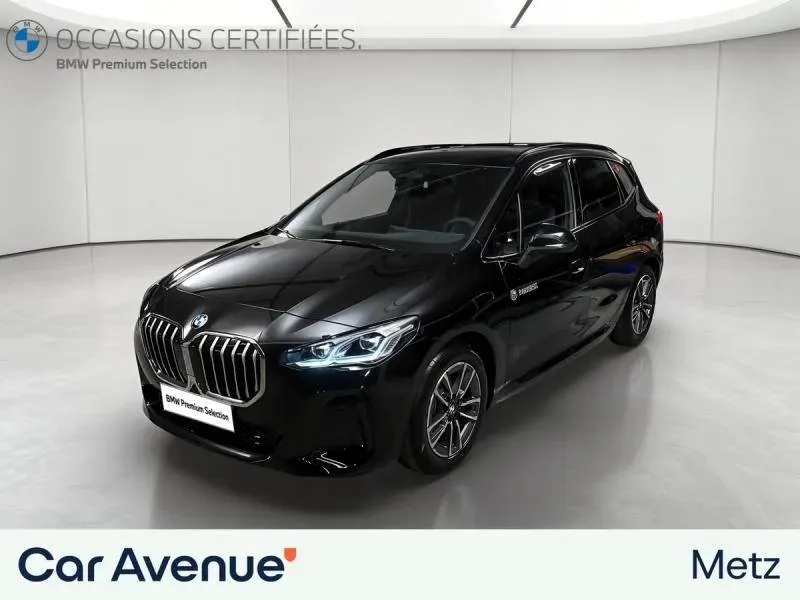 BMW Série 2 ActiveTourer saphirschwarz metallise neuf