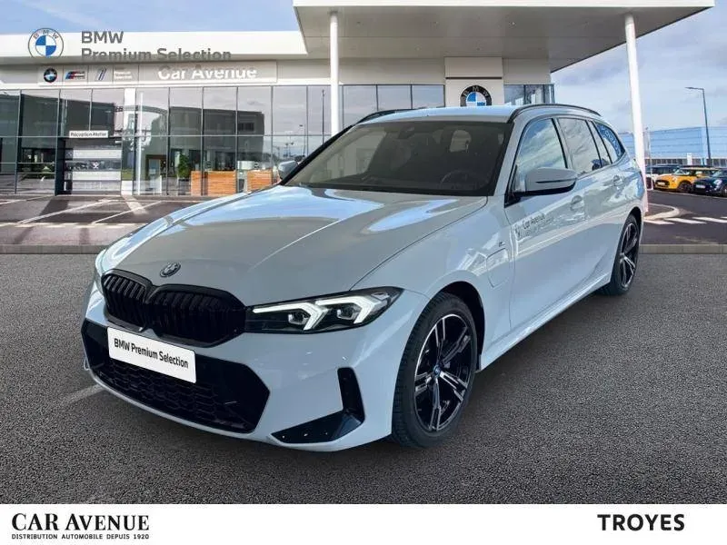 BMW Série 3 Touring blanc d'occasion