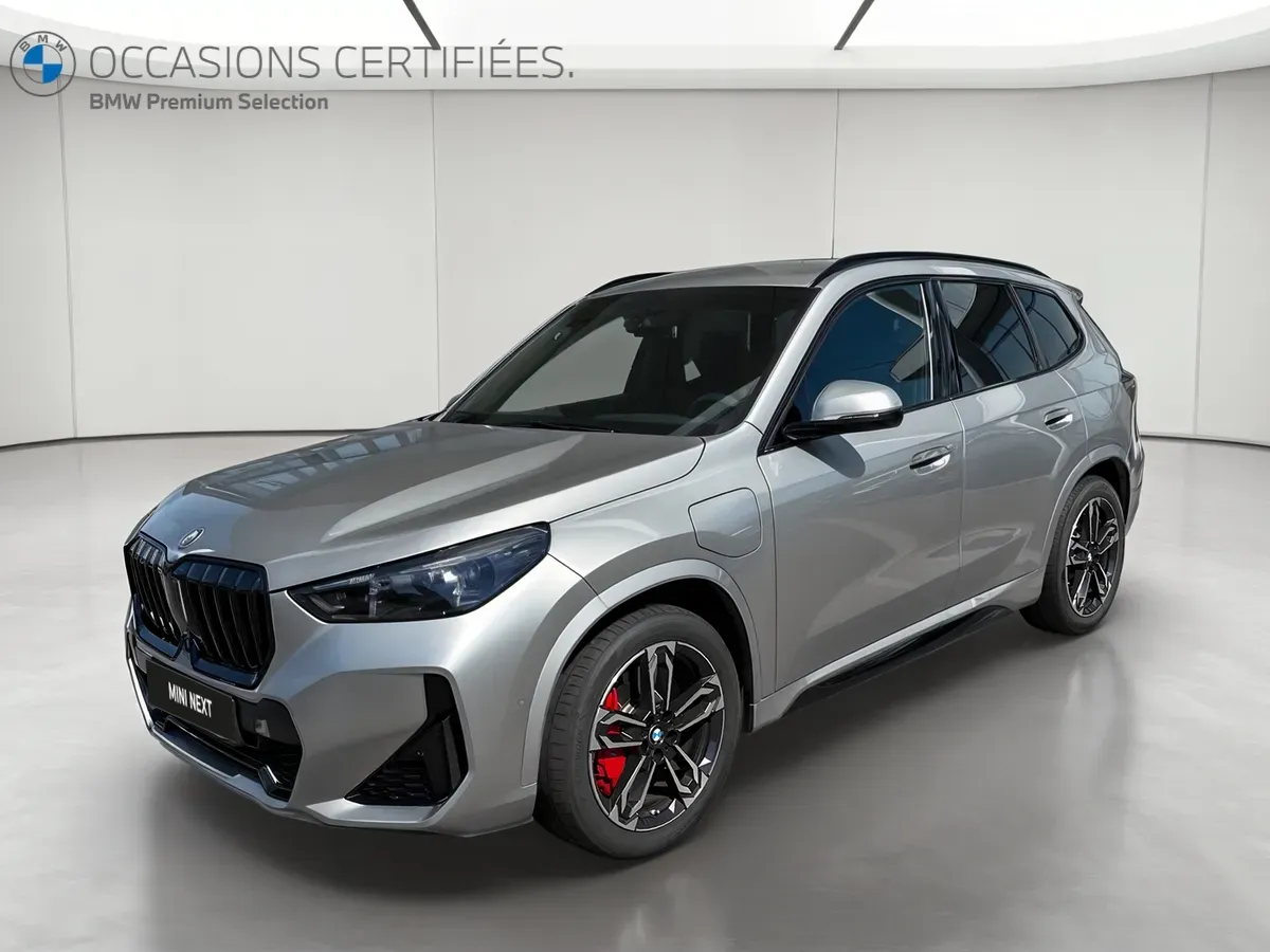BMW X1 U11 spacesilber metal neuf
