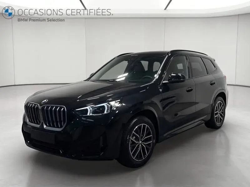 BMW X1 U11 saphirschwarz metal neuf