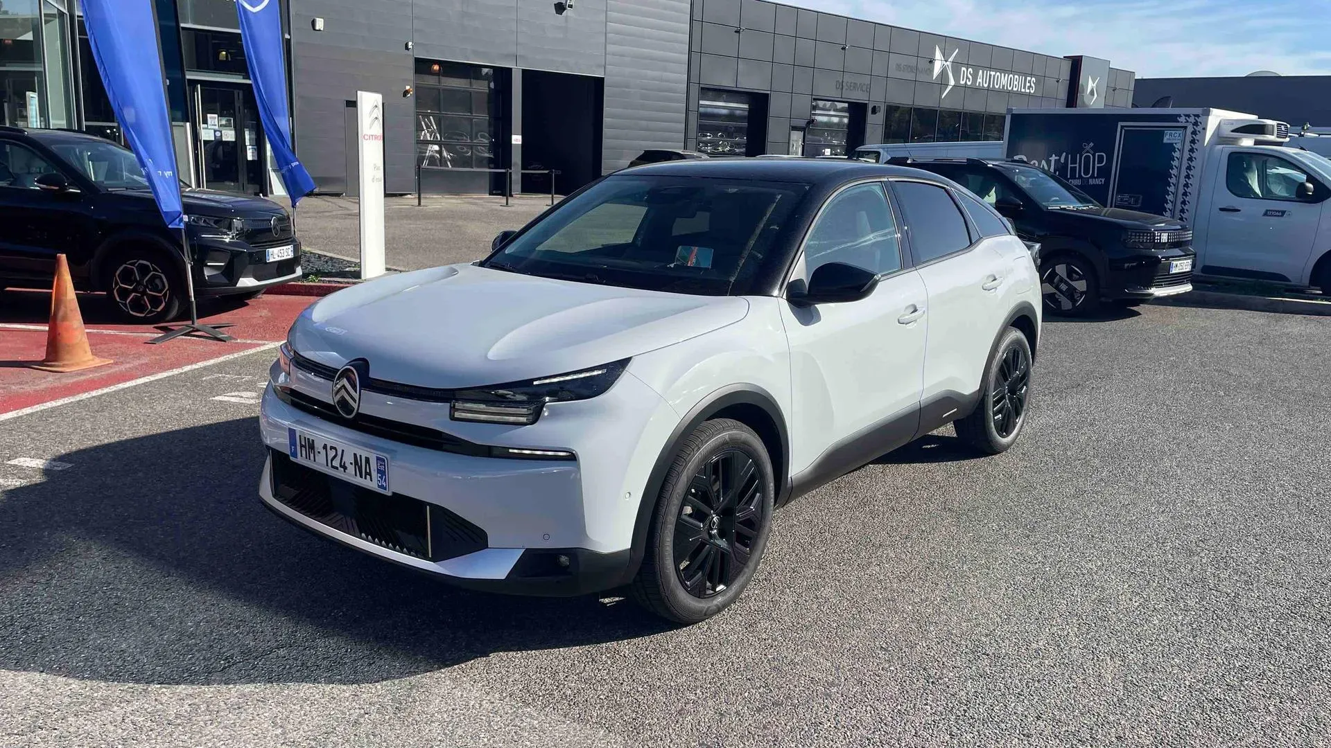 Citroën C4 blanc okenite neuf