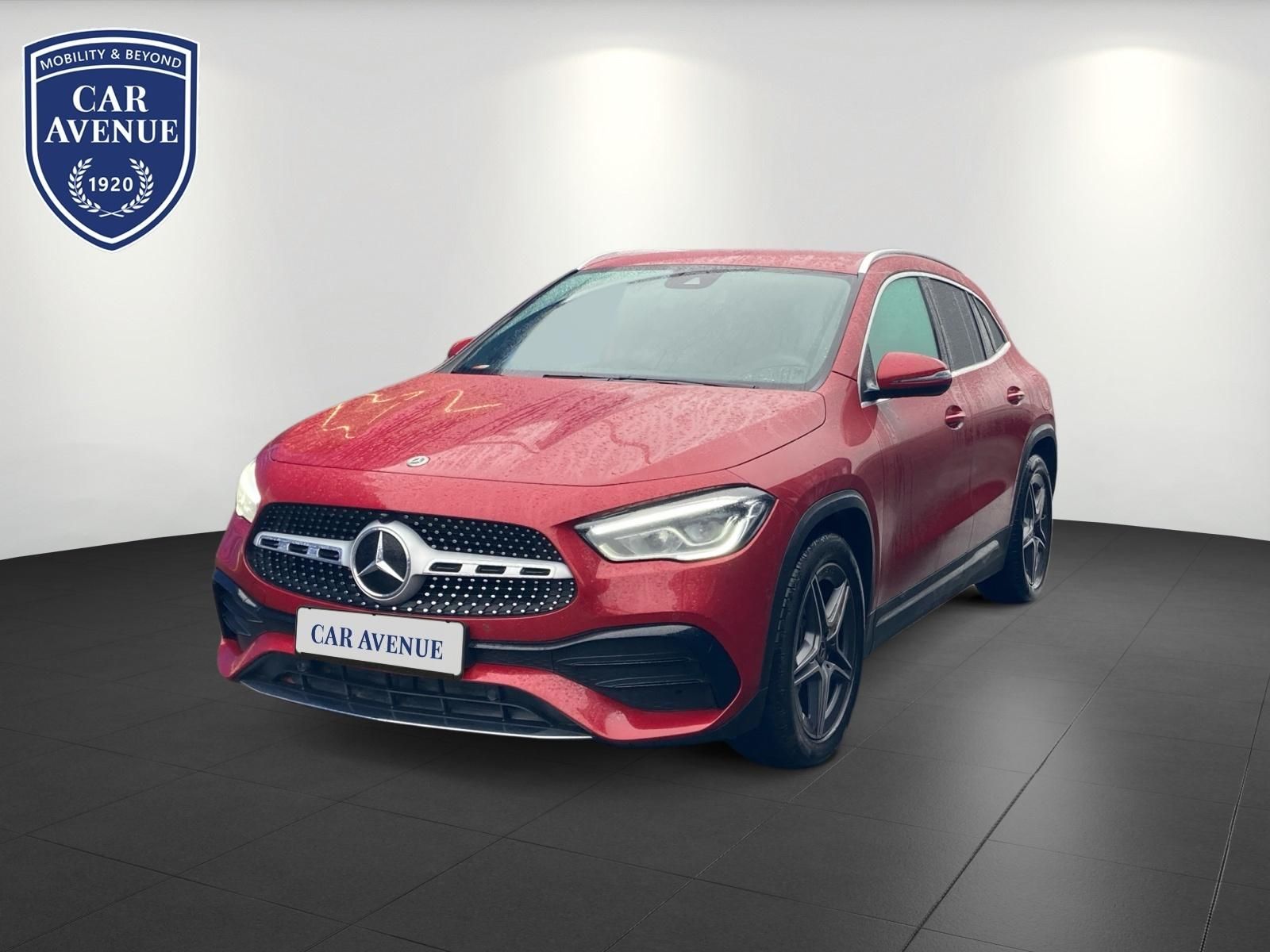 Mercedes Benz GLA 200 rot d'occasion