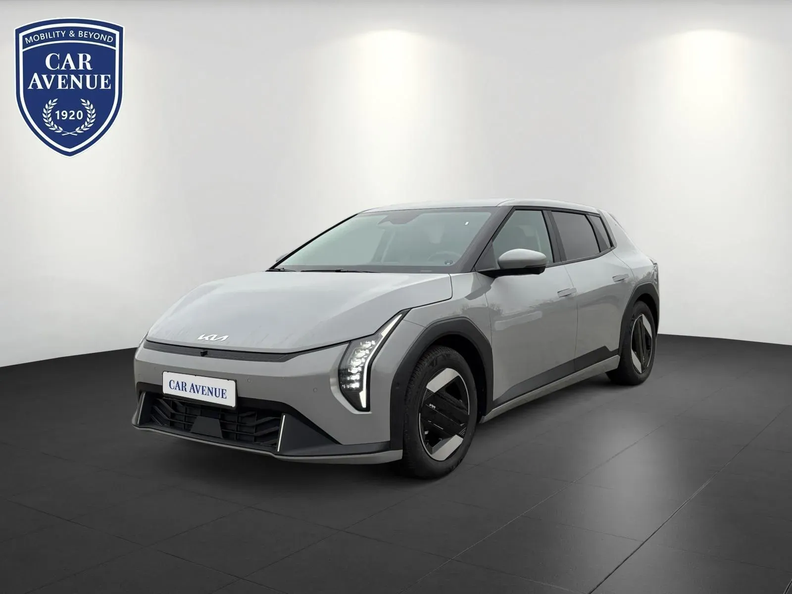 Kia EV4 grau neuf