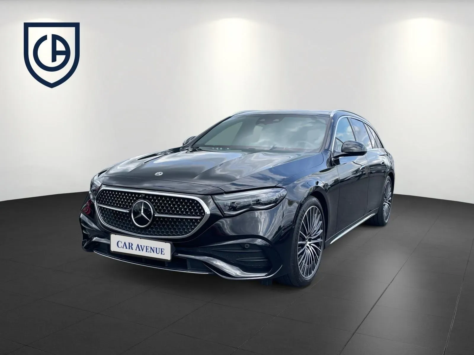 Mercedes Benz E 300 schwarz d'occasion