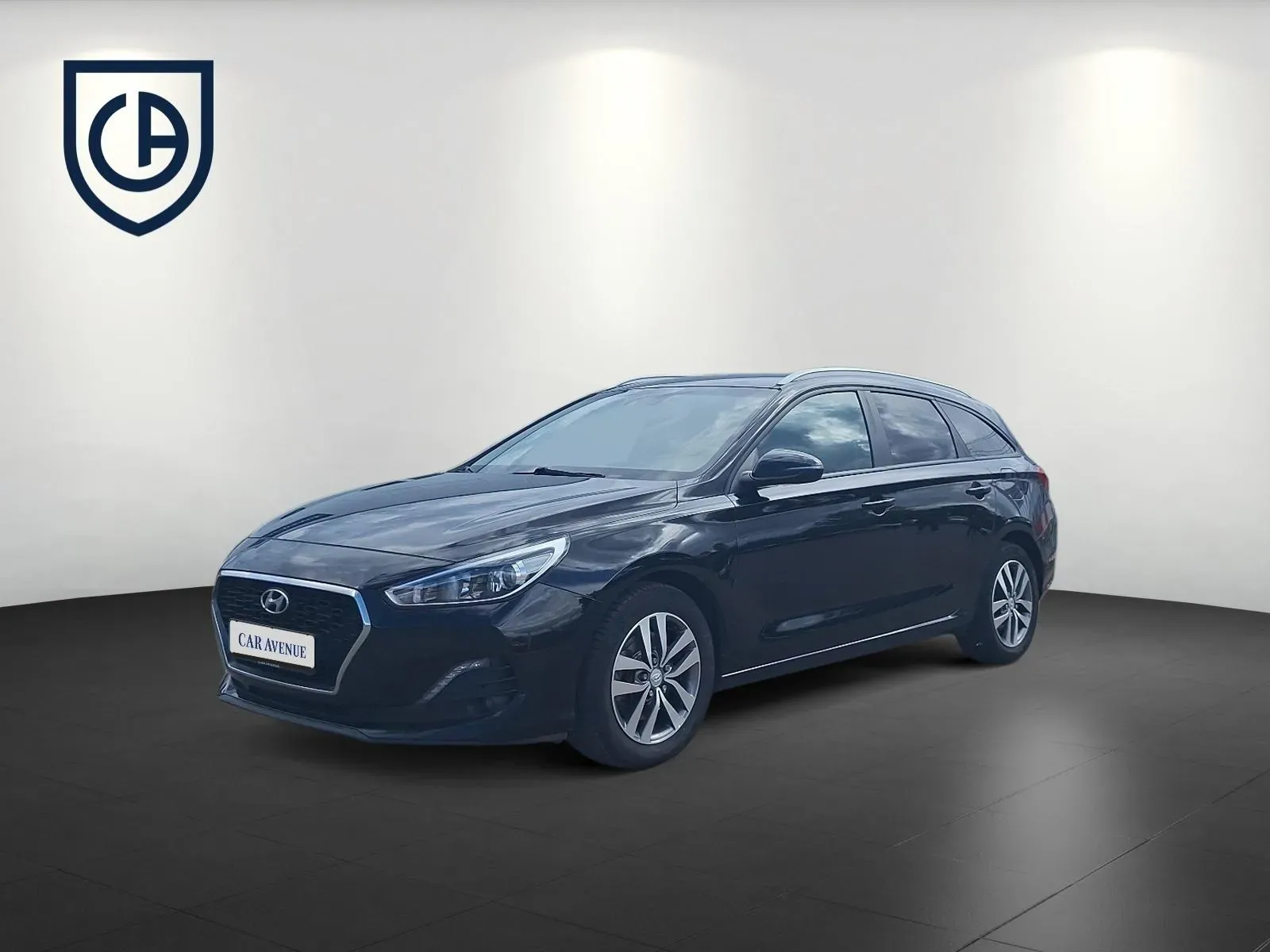 Hyundai i30 schwarz d'occasion