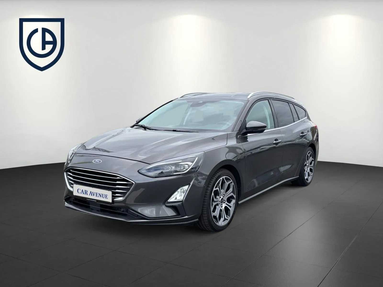 Ford Focus grau d'occasion