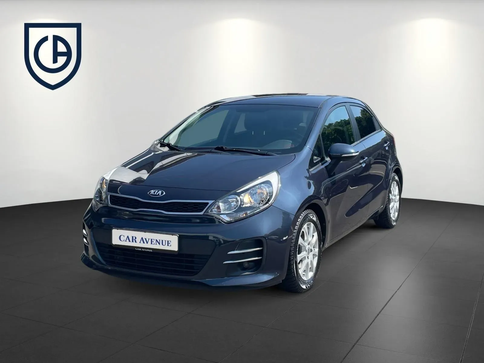 Kia Rio blau d'occasion