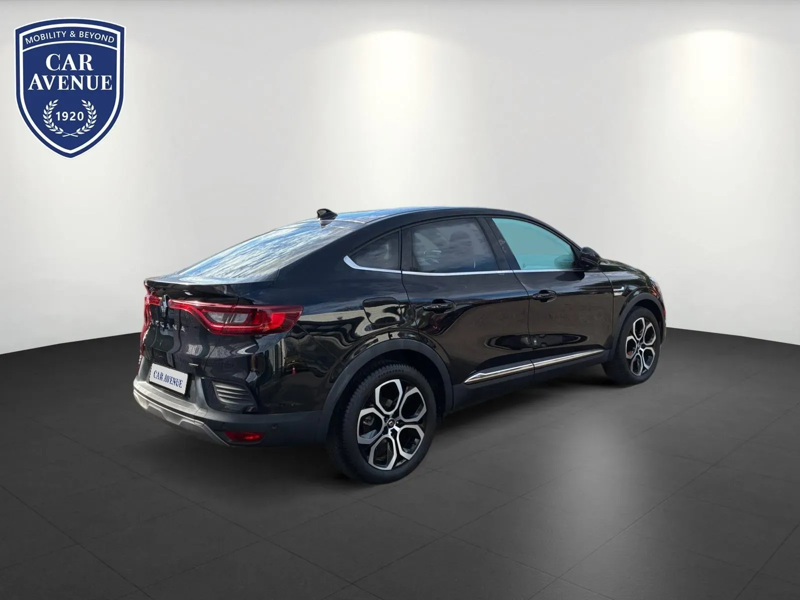 Renault Arkana schwarz d'occasion