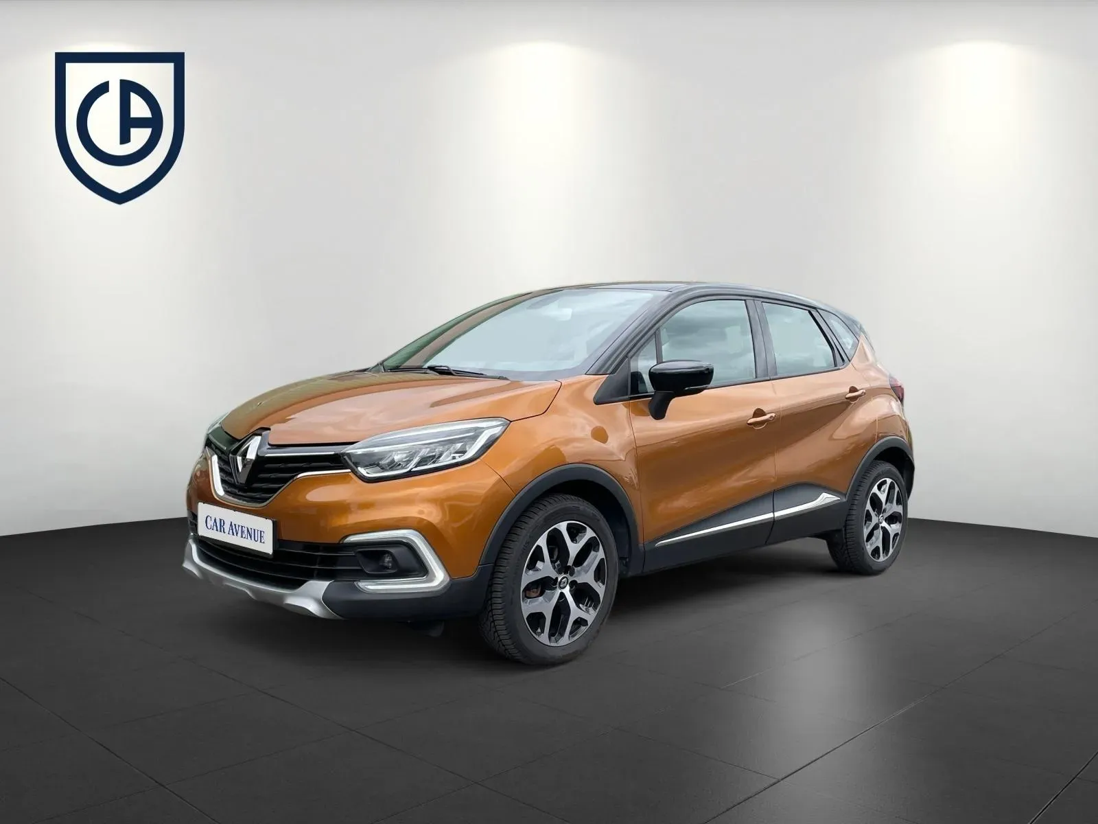 Renault Captur orange d'occasion