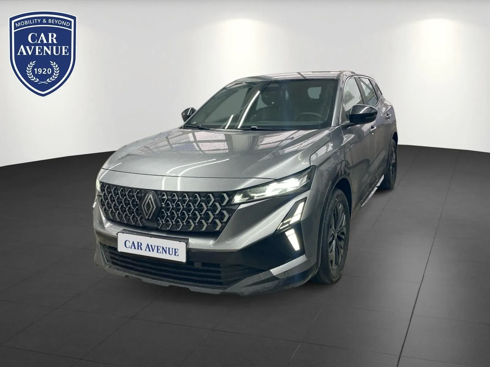 Renault Austral grau neuf