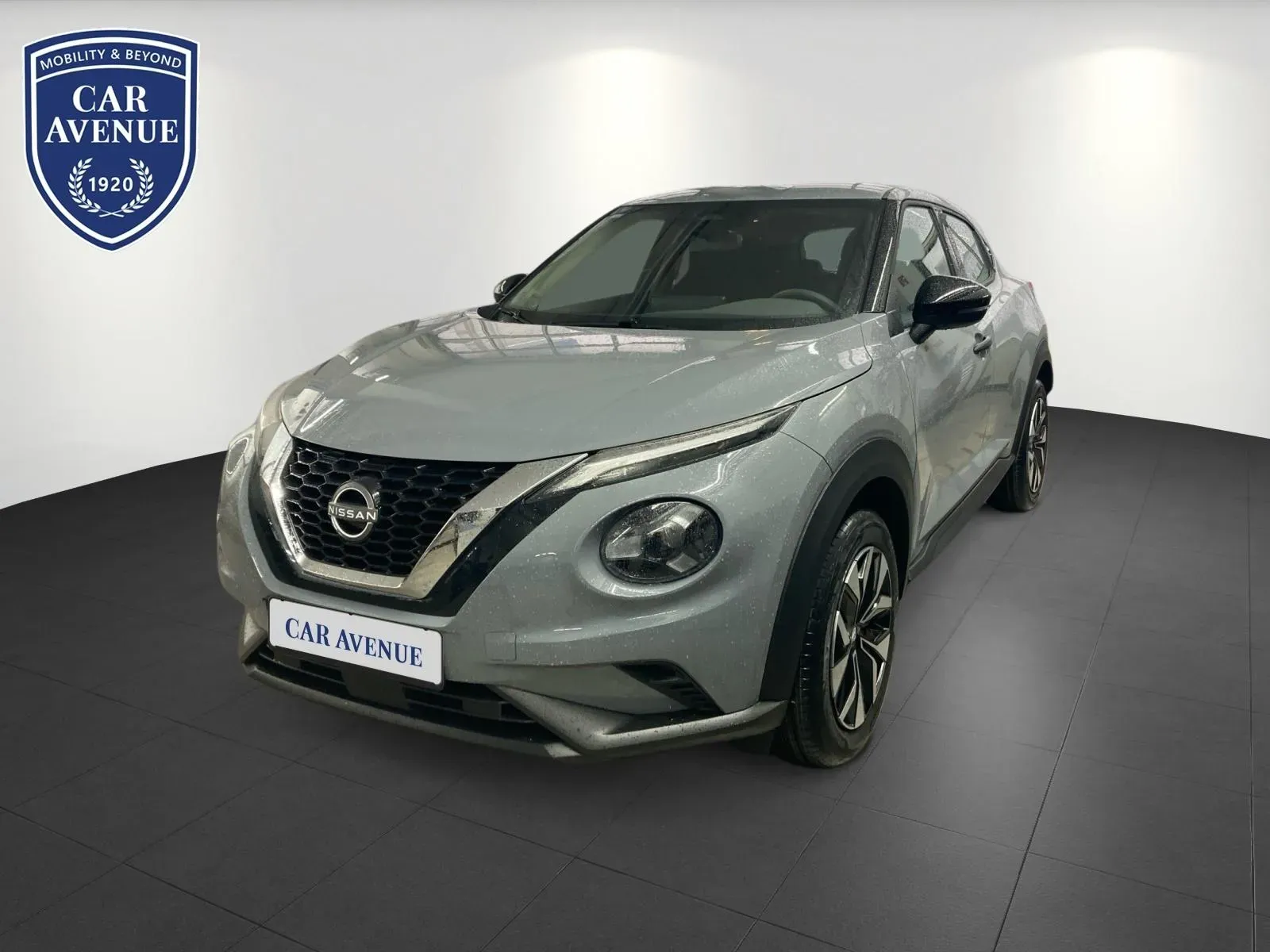 Nissan Juke grau neuf