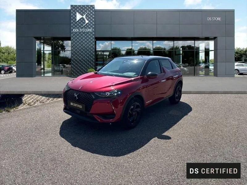 DS Automobiles DS 3 Crossback rouge rubi (m) - toit noir perla nera d'occasion