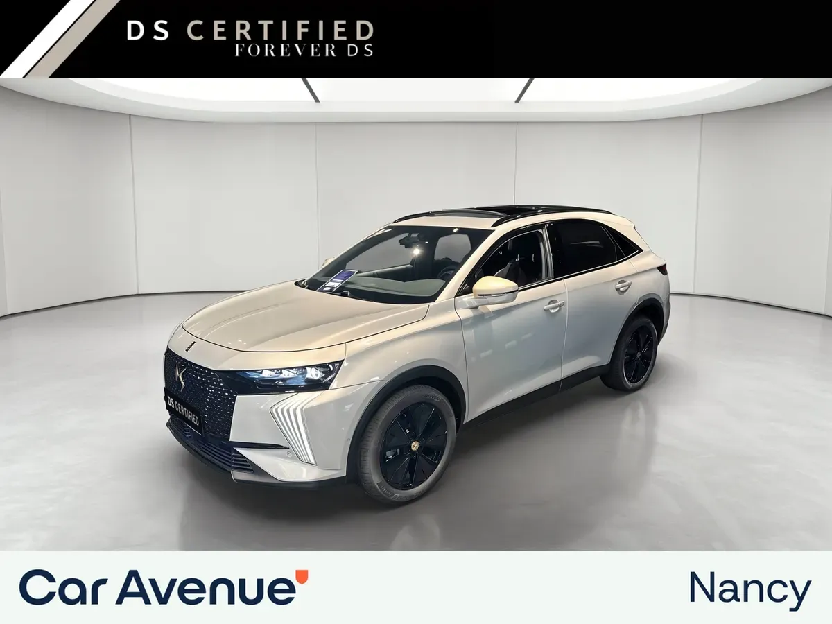 DS Automobiles DS 7 bleu saphir neuf