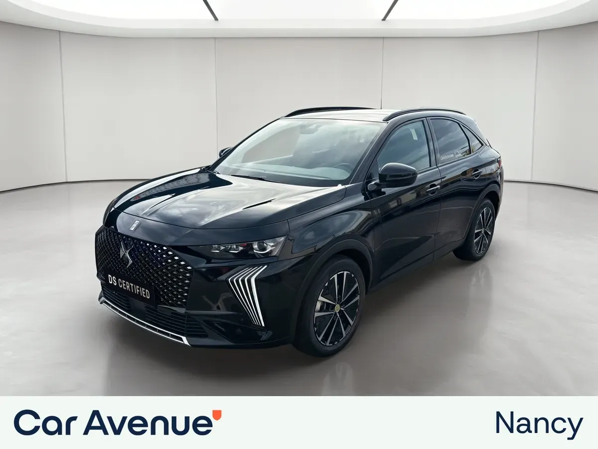 DS Automobiles DS 7 noire perla nera neuf