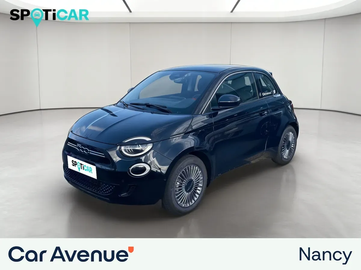Fiat 500e 3+1 noire neuf