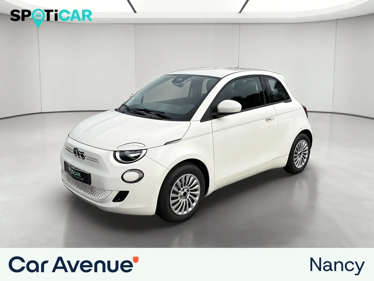 Fiat 500e BERLINE MY22 SERIE 1 STEP 1 blanc d'occasion