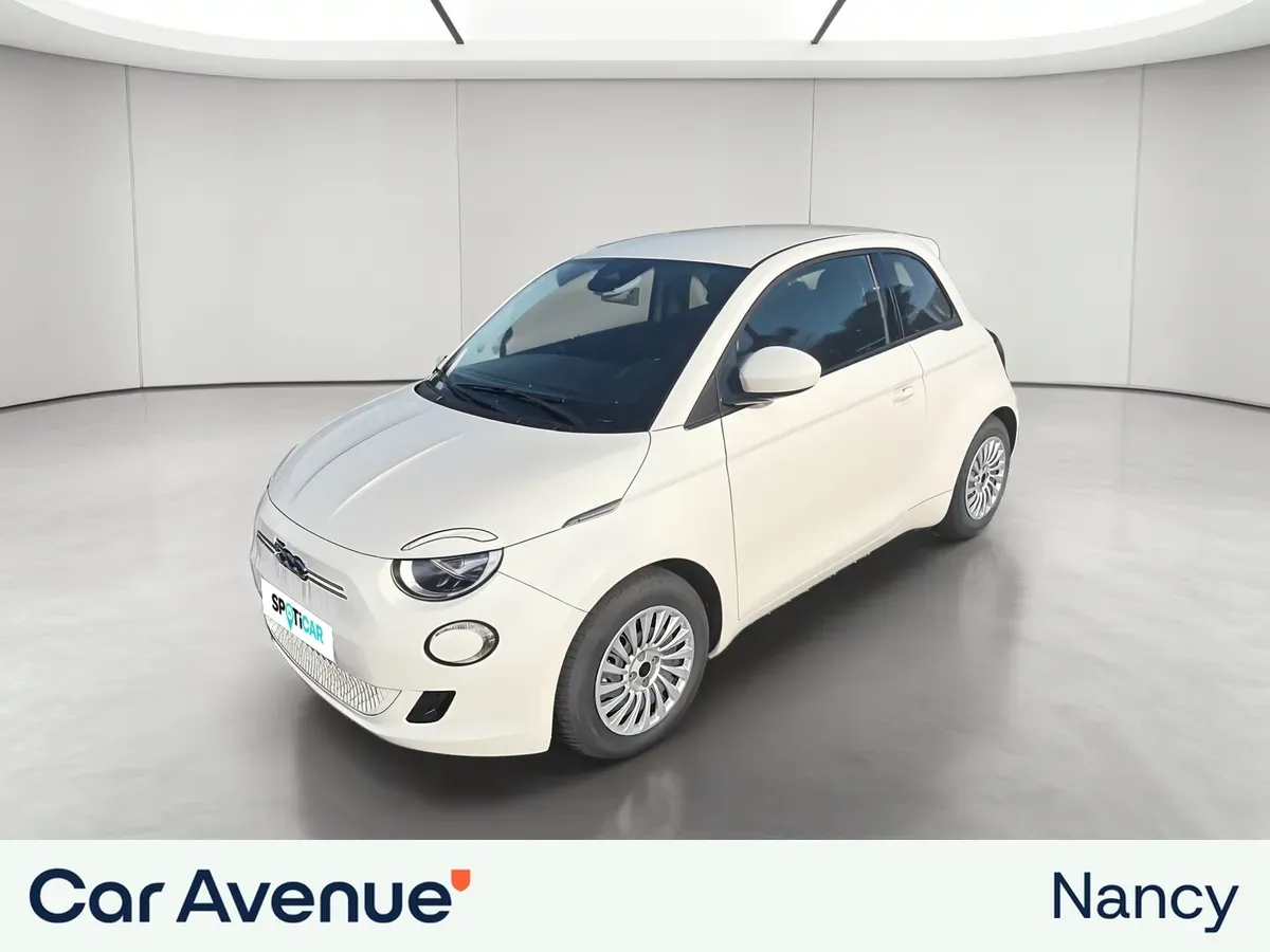 Fiat 500e BERLINE MY22 SERIE 1 STEP 1 blanc d'occasion